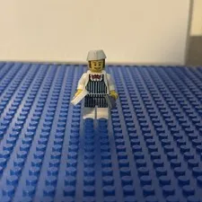 LEGO Series 6 Butcher Collectable Minifigure with Accessories col094