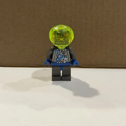 Lego - Insectoids Zotaxian Alien - Male - Genuine Minifigure (sp021)