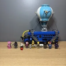 LEGO Fortnite Battle Bus 77073 Complete Set 954 pcs w/ Minifigures NO BOX