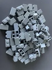LEGO BULK LOT OF 100 LIGHT BLUISH GRAY MODIFIED BRICKS 1X2 WITH GRILLE #2877