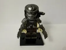 Lego PREDATOR Custom Printed Yautja Minifigure NEW w/ Accessories SHIPS SAME DAY