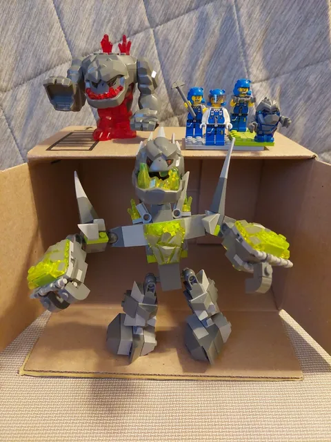 Lego Power Miners-Crystal King, 3 Mini , Rock Monster Glaciator, Large Tremorox