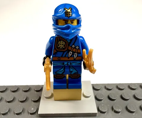 LEGO Ninjago Complete Minifigure Jay Zukin Robe Jungle Ninja with 2 X Gold Sai