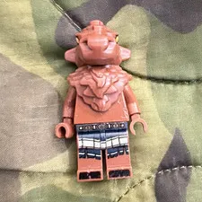 LEGO Minotaur No horns Wrong Chest Piece