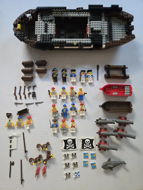 Vintage Lego Pirates Imperialist Lot Barracuda