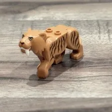 LEGO Sabre Tooth Tiger Authentic Minifigure City 60193 Arctic Saber Tooth Figure