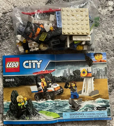 LEGO City Coast Guard Starter Set 60163 Shark Beach Buggy Manual Used Bagged