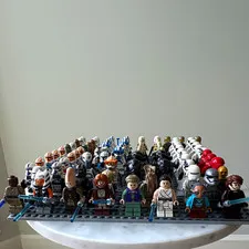 BIG MINIFIGURE STARWARS LOT!!!(Clone wars, first order, battle droids, etc)