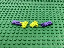 LEGO Lime Hinge Plate 1x2 Locking 1 Finger Dk Purple 2 Fingers 4338#44567a 44302