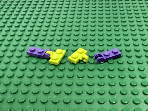 LEGO Lime Hinge Plate 1x2 Locking 1 Finger Dk Purple 2 Fingers 4338#44567a 44302