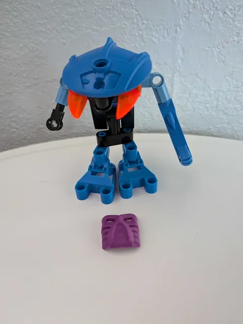 LEGO BIONICLE: Gahlok Va (8550). Used, complete. Original instructions included.
