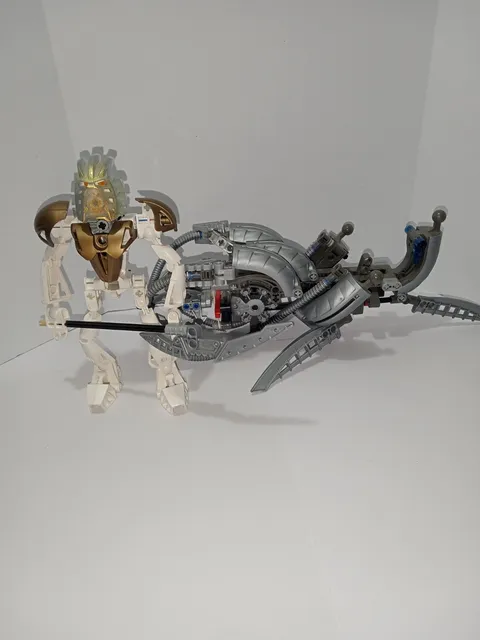 LEGO Bionicle 8596 TAKANUVA 99% Complete w/ Glitter Mask READ!!!