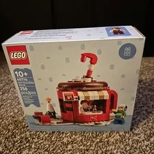 NIB LEGO 40776 Hot Chocolate Stand Building Toy 256 Pieces Age 10 Plus New