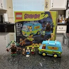 LEGO Scooby-Doo The Mystery Machine 75902 Complete Set 301pcs Box & ALL Minifigs