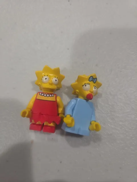 LEGO the Simpsons Baby Maggie and Pink Dress Lisa Minifigure Set, Series 2