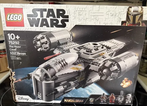 LEGO Star Wars - The Razor Crest, set 75292 **NEW & SEALED**