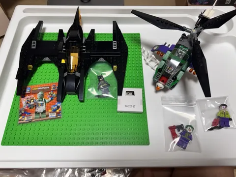 LEGO Batman DC Super Heroes 6863 Batwing Battle Over Gotham City Complete