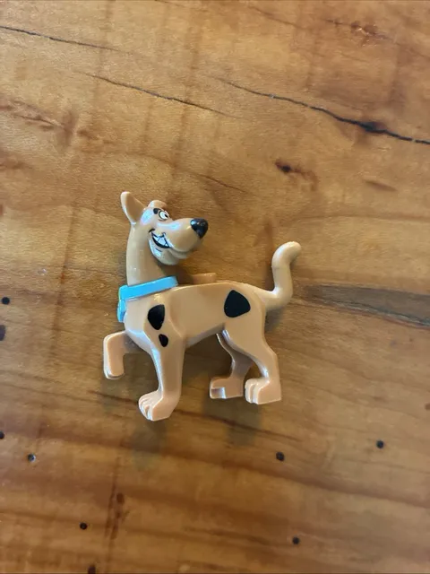 LEGO Scooby-Doo Minifigure Standing Figure with Blue Collar Pattern 75904 75901