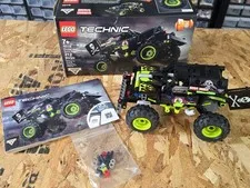 Lego Technic Monster Jam Grave Digger 42118 - 100% Complete