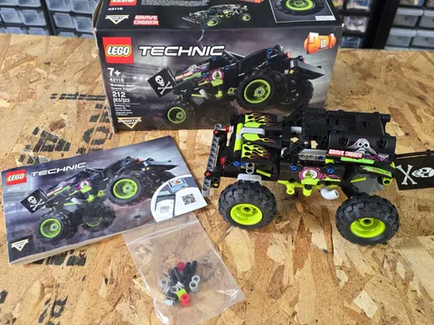 Lego Technic Monster Jam Grave Digger 42118 - 100% Complete