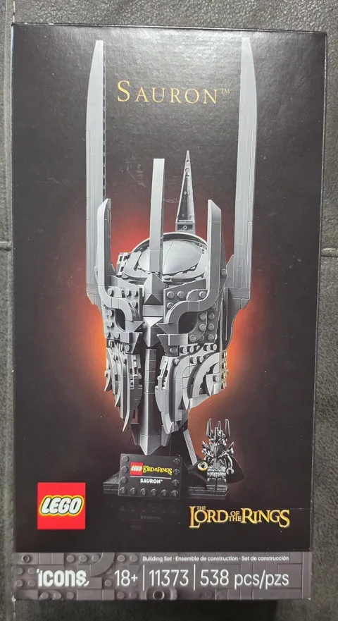 LEGO Icons Helmet Collection Sauron Helmet Set 11373 538pcs 18+
