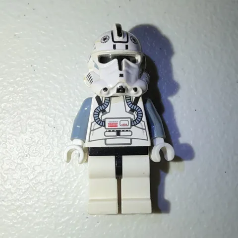 LEGO Star Wars V-Wing Pilot Clone Trooper Minifigure Pre Used