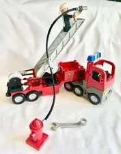 VTG Lego Duplo Town Fire # 4681 Fire Truck with Minifigures ** Incomplete