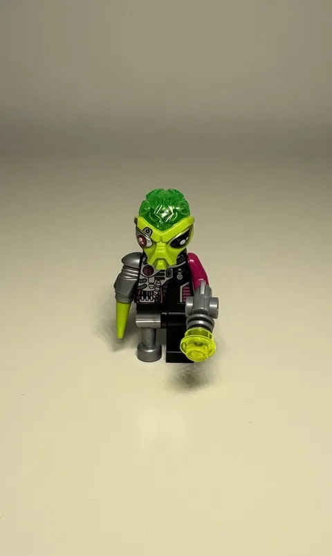 Alien Android 7066 Robot Cyborg Alien Conquest LEGO® Minifigure Figure