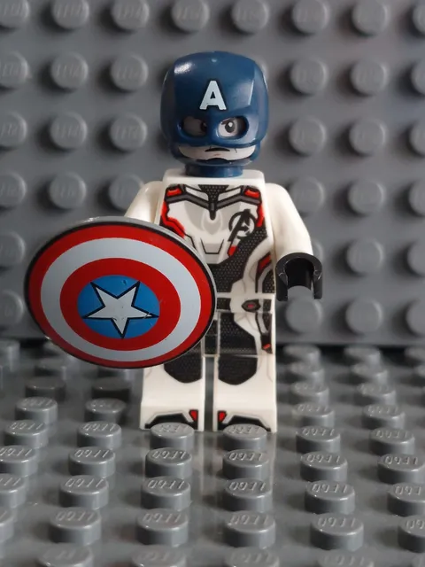 Lego 76123 - Captain America Minifigure - Used