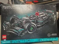 LEGO TECHNIC: Mercedes-AMG F1 W14 E Performance (42171)