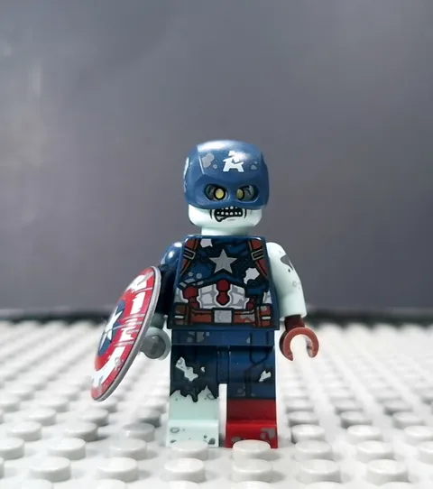 LEGO Marvel Studios Series 1 Zombie Captain America Minifigure (71031) NEAR MINT