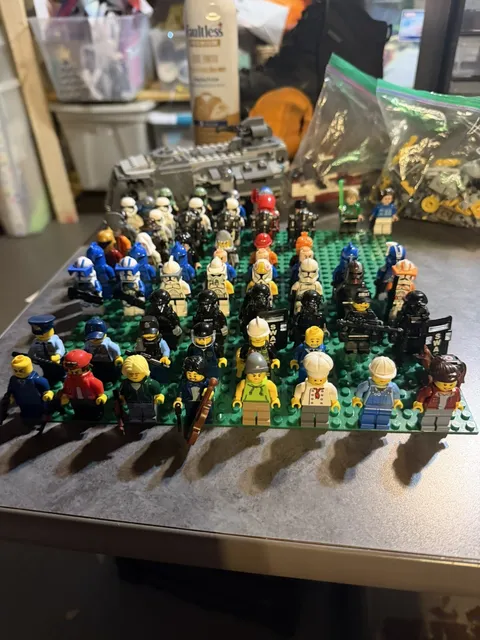 LEGO Star Wars Minifigures City and More Bulk Pack Read Description