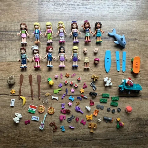 x12 Lego Friends Minifigures + Accessories Hats Money Lot Bows Crown Scooter Ski
