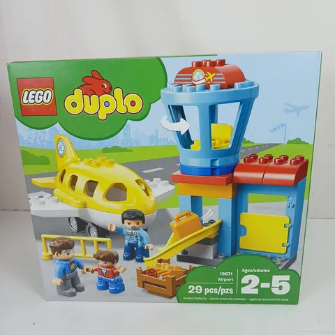 NEW! LEGO DUPLO 10871 AIRPORT / PRE-SCHOOL / AIRPLANE
