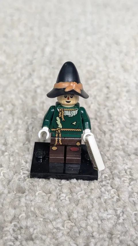 LEGO MOVIE 2 Minifigures Mini Figures 71023 - Scarecrow Wizard of Oz