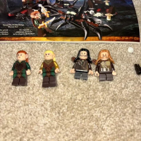 LEGO The Hobbit 79001 Escape from Mirkwood Spiders 100% COMPLETE Set No Box