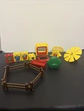 VTG Lego Duplo Blocks Lot Of 16 Assorted Bush Fence Food Door Wheel Windmill