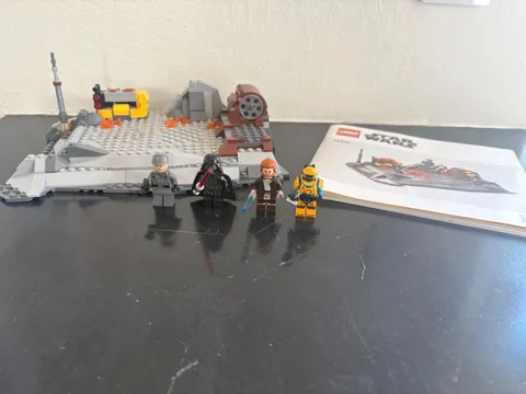LEGO 75334 Star Wars Obi-Wan Kenobi vs. Darth Vader (100% Complete)