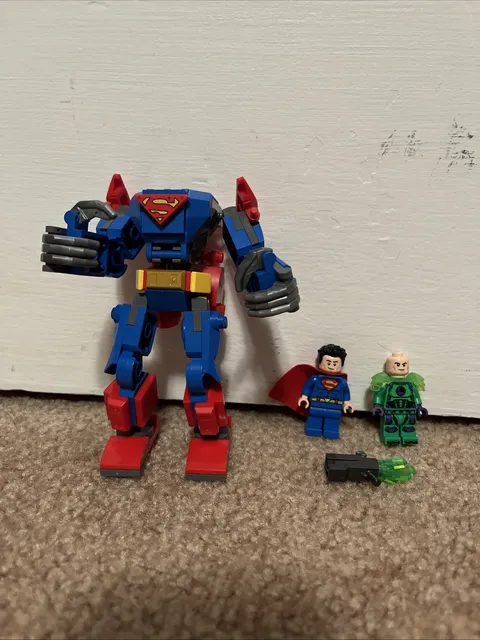 LEGO DC Super Heroes 76302 Superman Mech 100% Complete