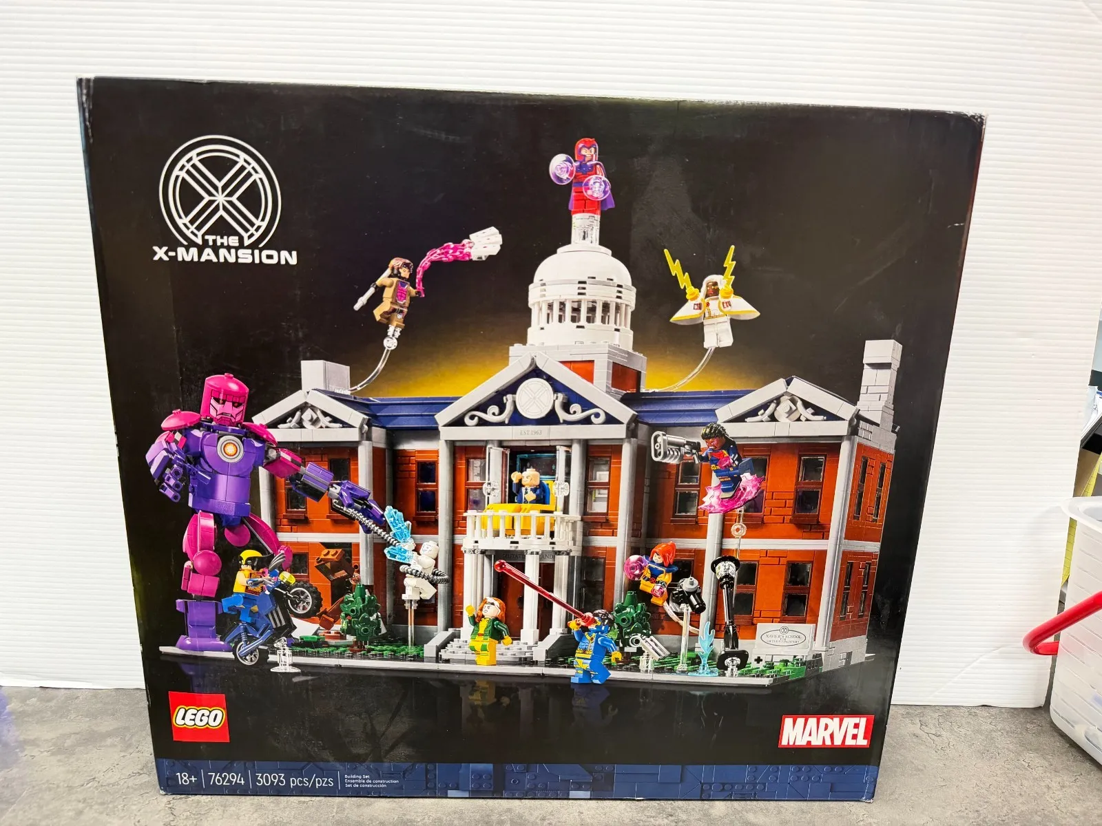 NEW SEALED Lego Super Heroes X-Men: The X-Mansion  ( damage back of box ) 76294