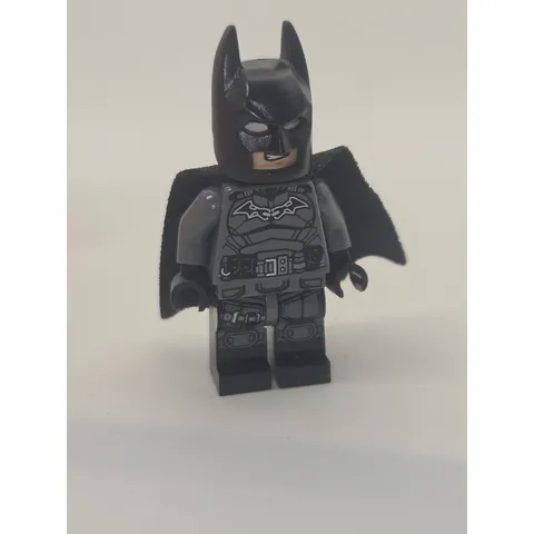LEGO DC Batman Minifigure Dark Gray Suit Black Cape cowl