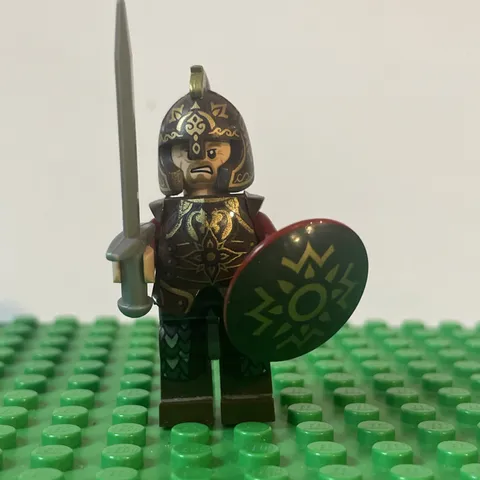 LEGO Lord of the Rings King Theoden Minifigure - lor021 - Set 9474