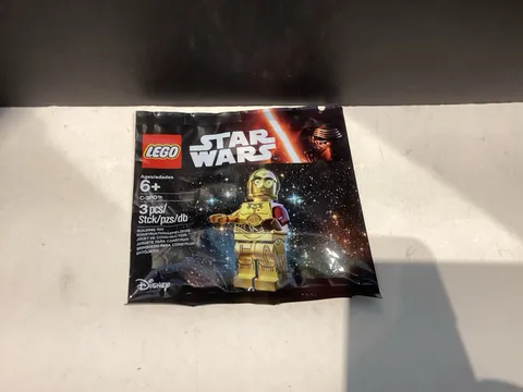 LEGO Star Wars: C-3po (5002948) Minifigure Red Arm Poly bag