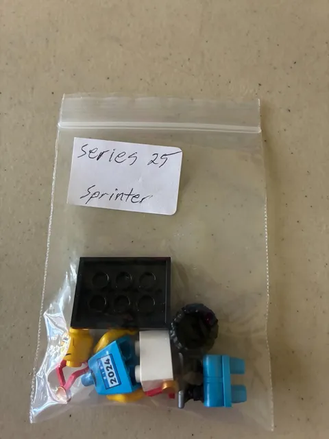 LEGO SERIES 25 SPRINTER MINI-FIG - NEVER ASSEMBLED
