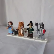 LEGO Wizard Of Oz Minifigure Set Dorothy Lion Tin Man Scarecrow The LEGO Movie 2