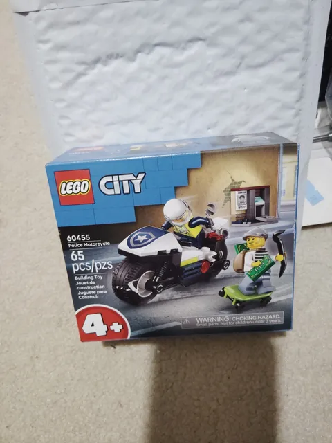 Lego City Police Motorcycle Chase New
