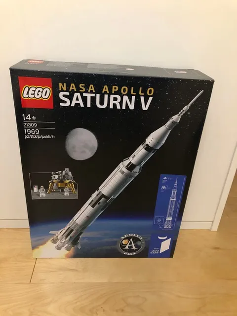 LEGO Ideas 21309 NASA Apollo Saturn V Rocket New Sealed Retired 1969 PCS