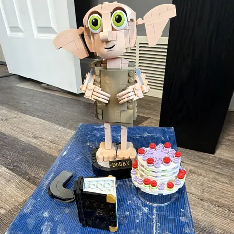 LEGO Harry Potter Dobby the House-Elf 403pcs No Box No manual