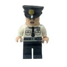 LEGO Batman Movie Security Guard Minifigure SH0331 Uniform Cop Set 70910