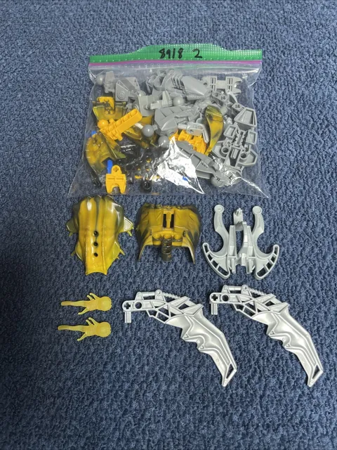LEGO Bionicle Barraki 8918 Carapar 100% Complete Good Condition 